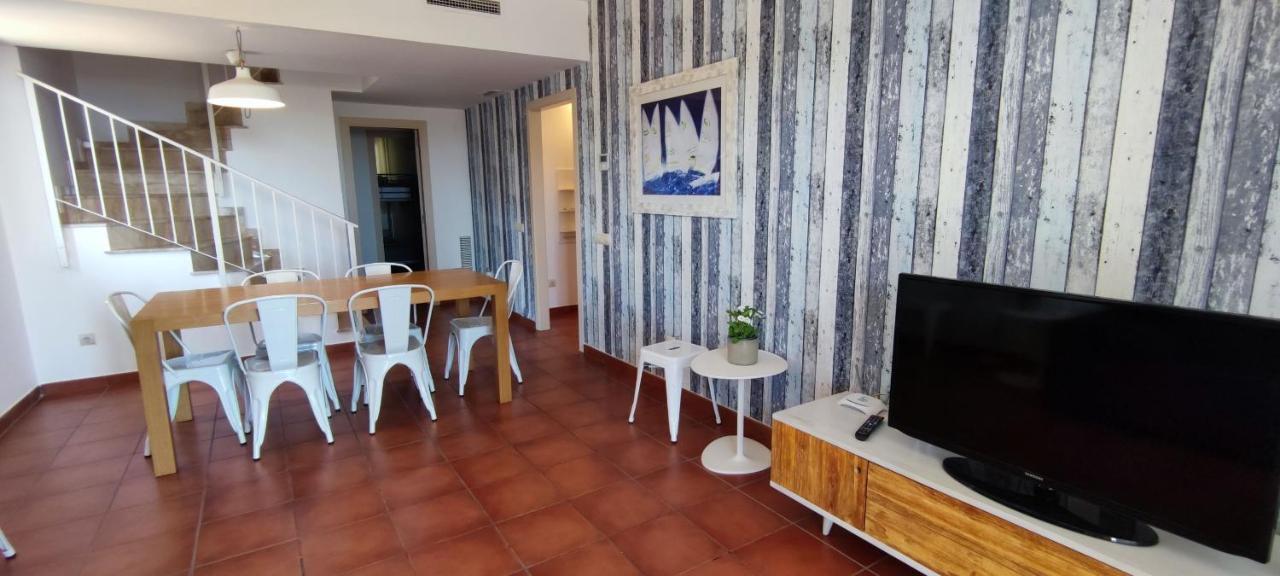 Ferienwohnung Msj 69 Bonito Duplex En Marina Sant Jordi Calafat Exterior foto